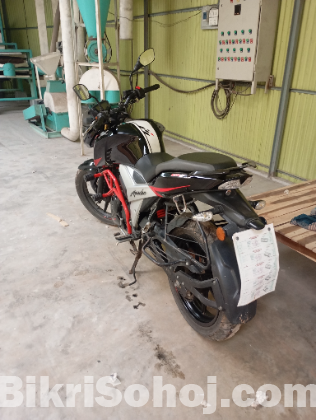 Tvs apache rtr 160 4v